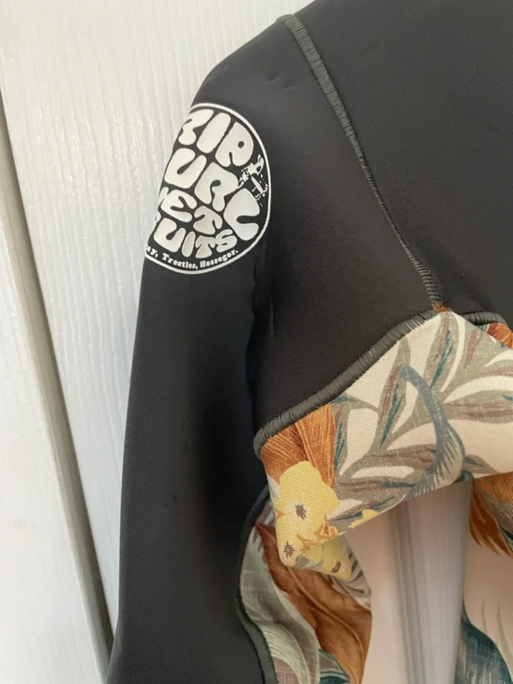 Rip Curl Black Shorty Wetsuit with Subtle Print Trim